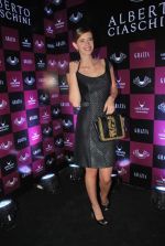 Kalki Koechlin at the launch of Hidesign premier Luxury collection Alberto Ciaschini, Handcrafted by Hidesign in Mumbai on 29th Feb 2012 (169).JPG